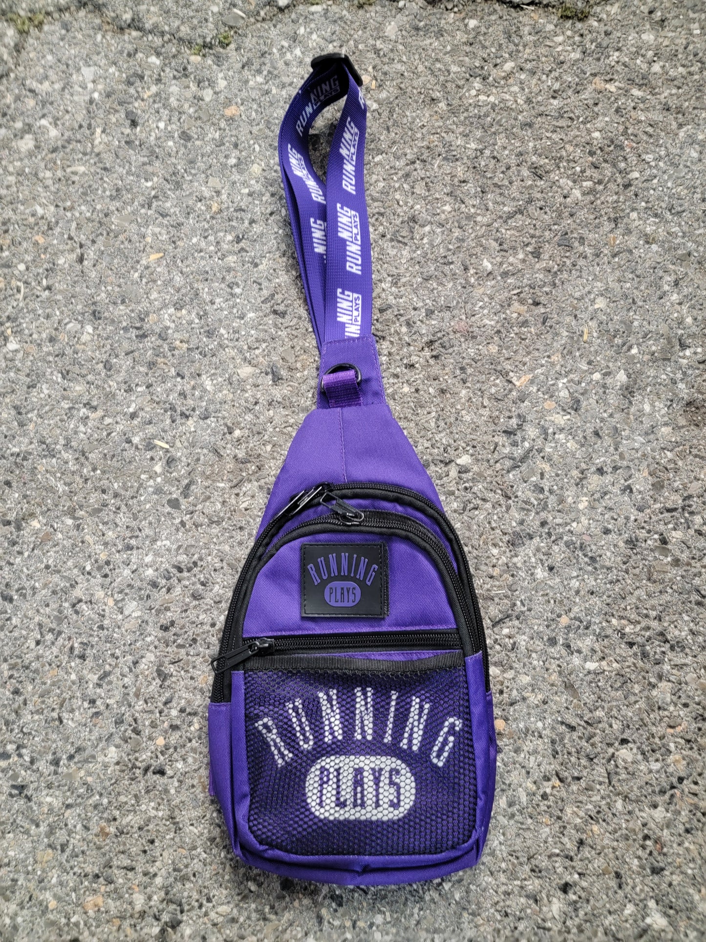 Running Plays OG sling bag